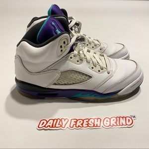 AIR JORDAN 5 RETRO GS “GRAPE” SIZE 7Y 440888-108